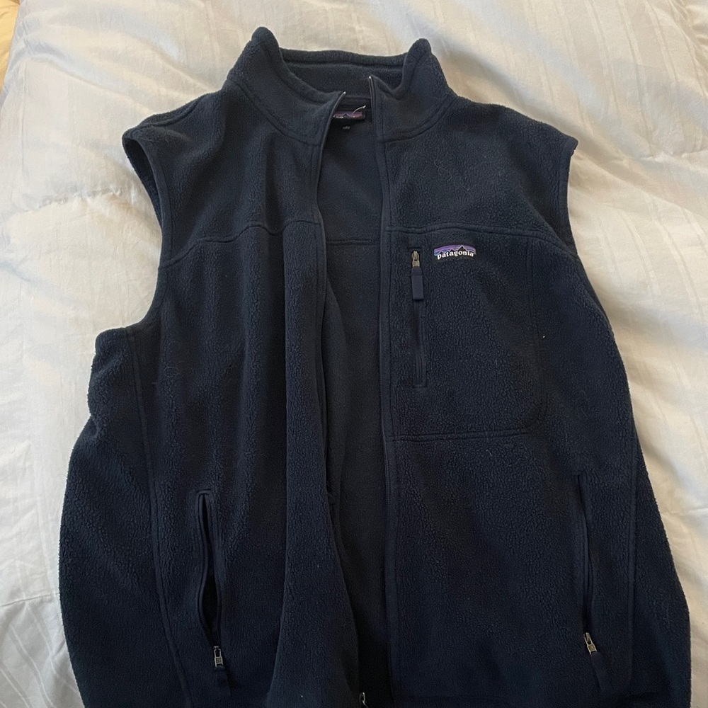 Patagonia Men's Dark Blue Fleece Vest Synchilla